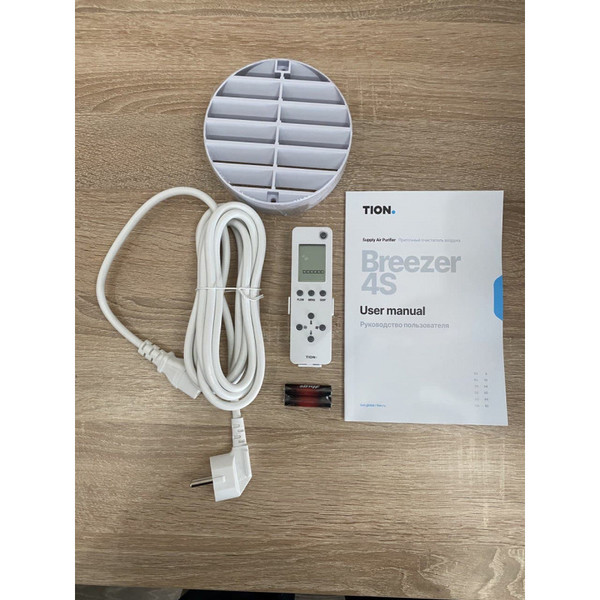 Бризер Tion 4S Plus