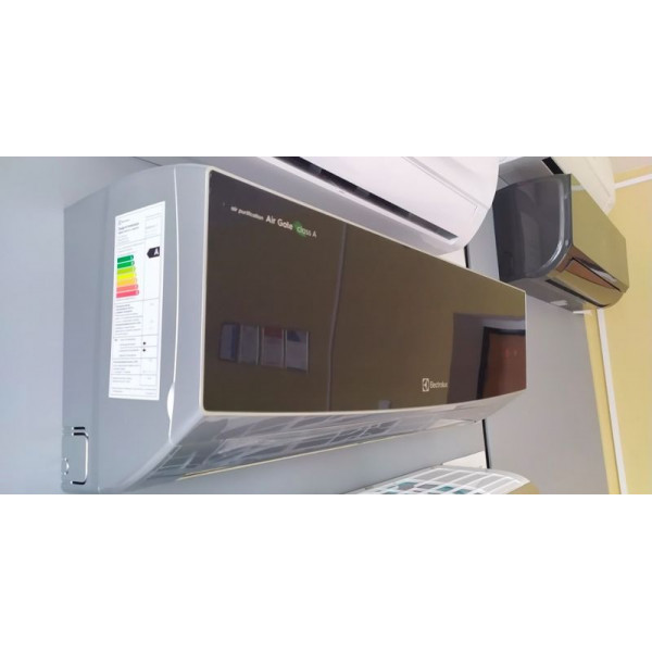Кондиционер Electrolux EACS/I-12HG-BLACK2/N8