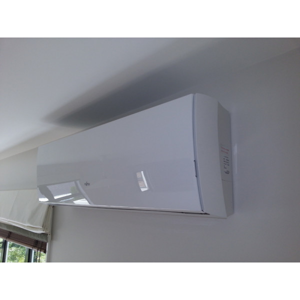 Кондиционер Fujitsu ASYG09LUCA/AOYG09LUC