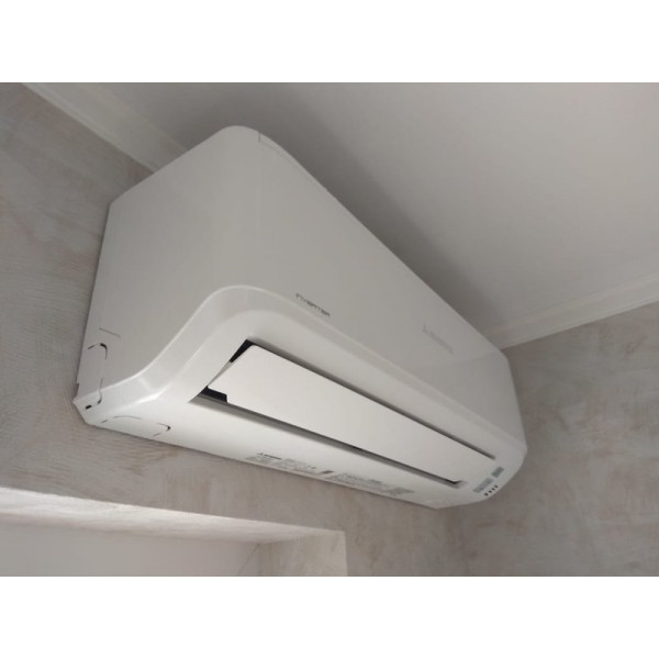 Кондиционер Mitsubishi Heavy SRK35ZSP-W / SRC35ZSP-W